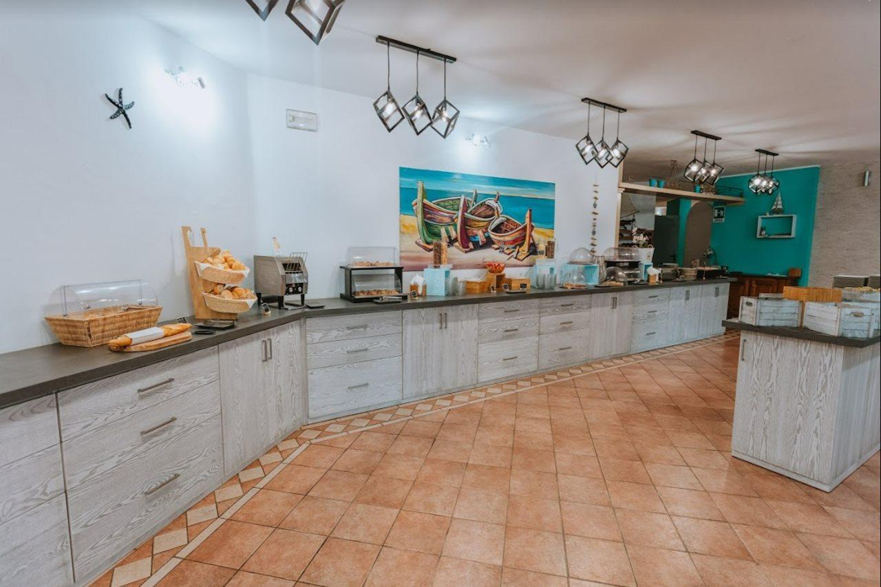 I Ginepri Hotel Кала Гононе Екстериор снимка