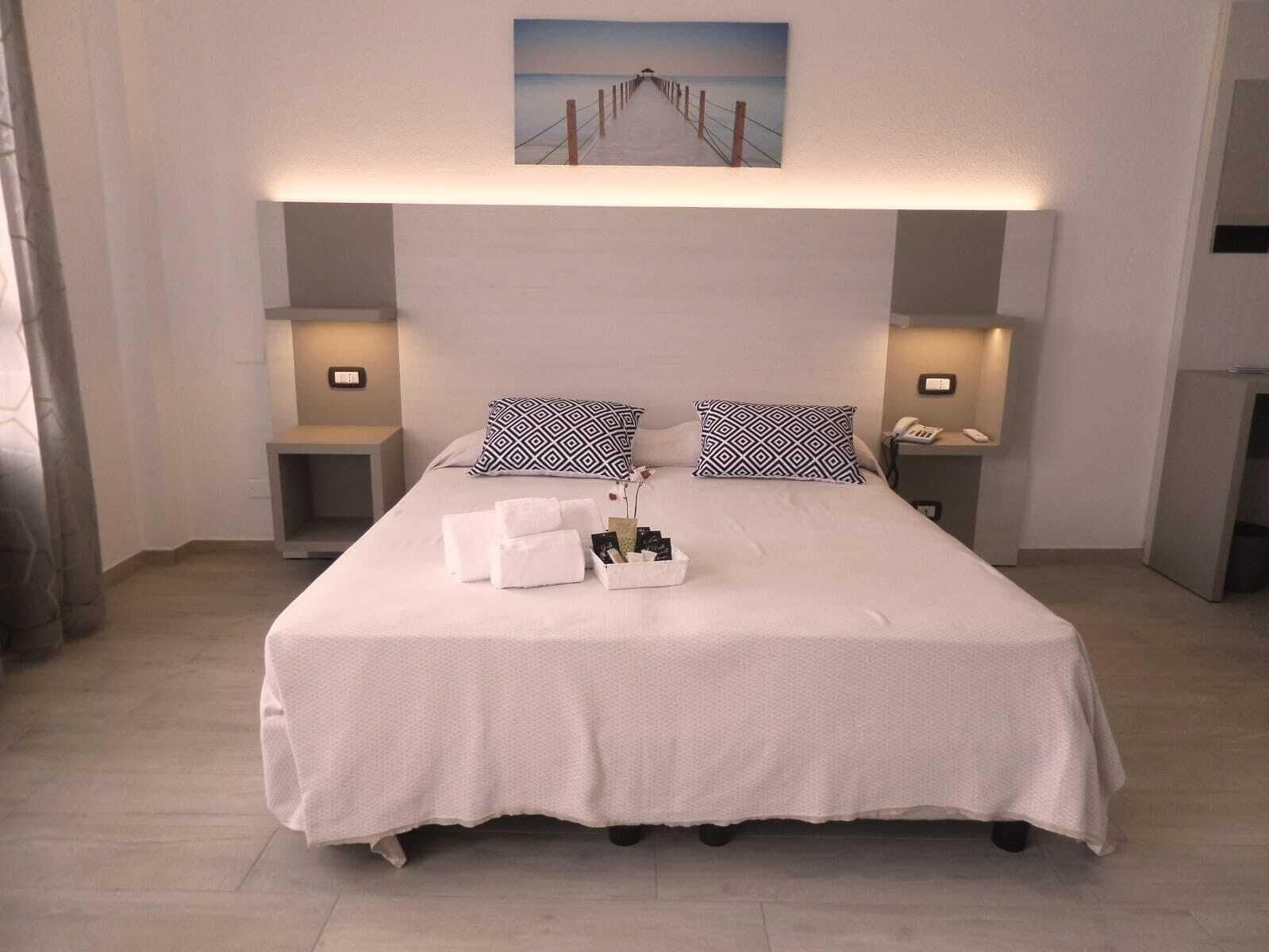 I Ginepri Hotel Кала Гононе Екстериор снимка