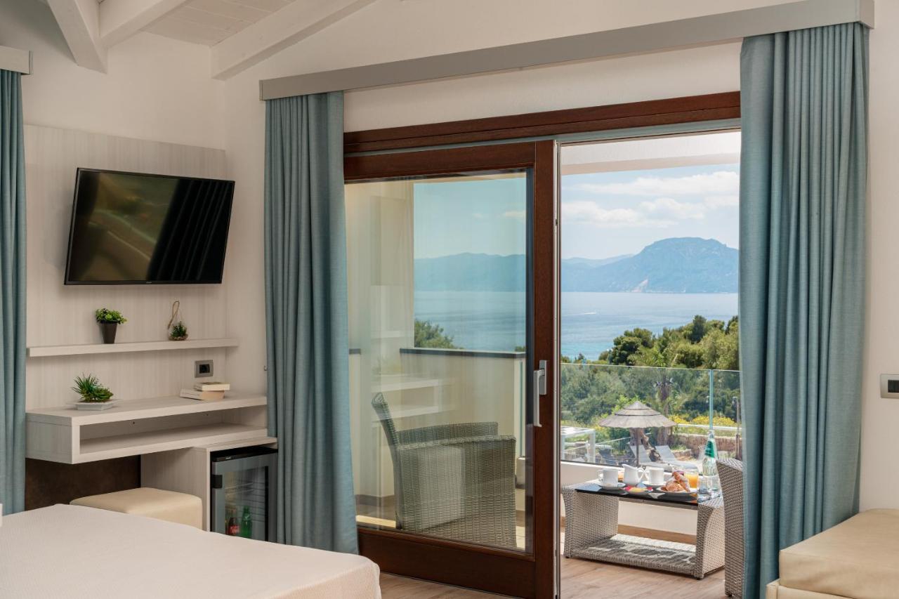 I Ginepri Hotel Кала Гононе Екстериор снимка